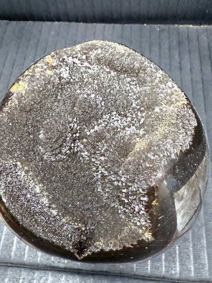 Septarian “Dino Egg” (1kg) – UV Reactive