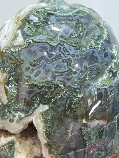 Moss Agate Druzy Skull – 6.5cm 265g
