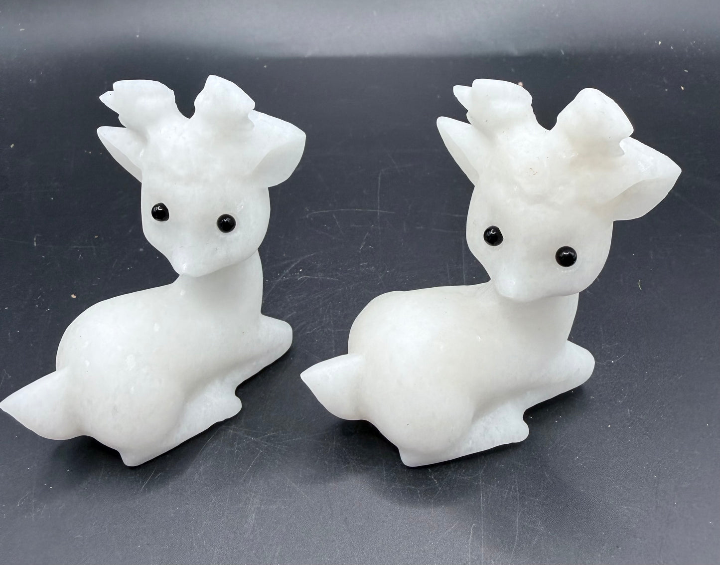 White Marble Jade Doe