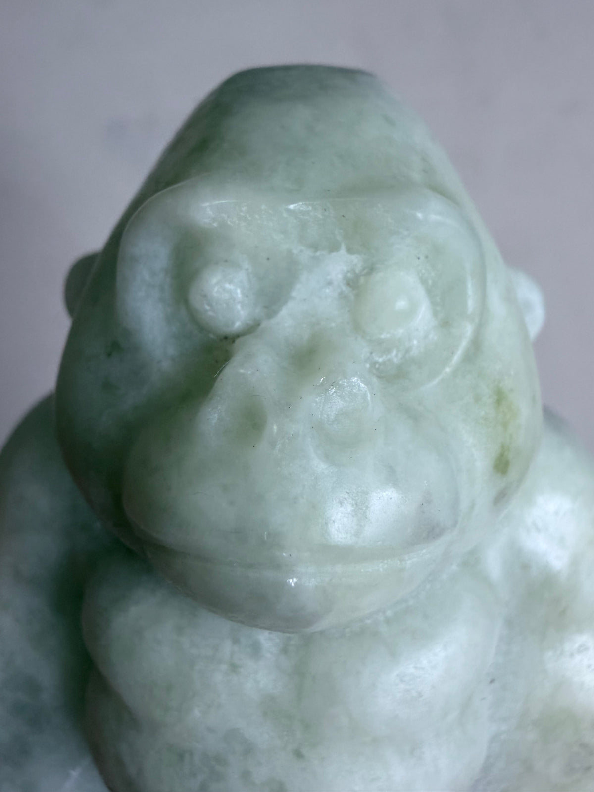 Pale Green Serpentine Gorilla Carving – 6cm
