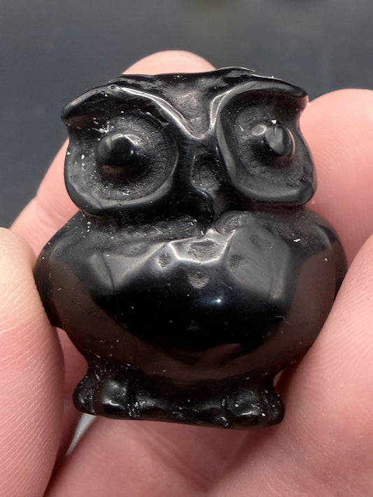 Black Obsidian Owl Carving – 3cm