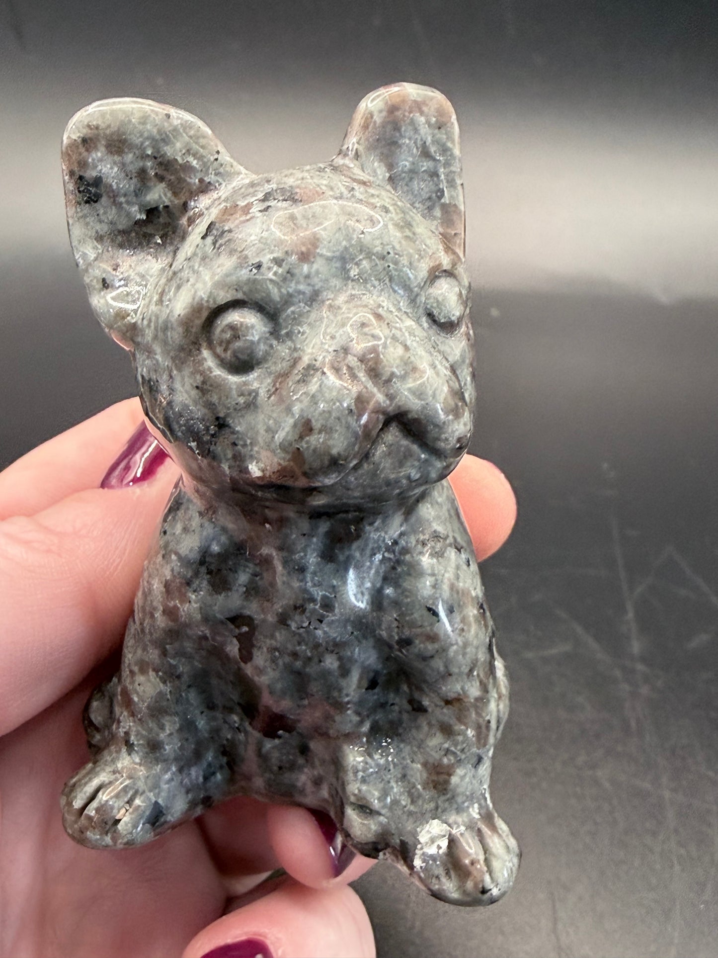 Yooperlite French Bulldog Carving 8.5cm