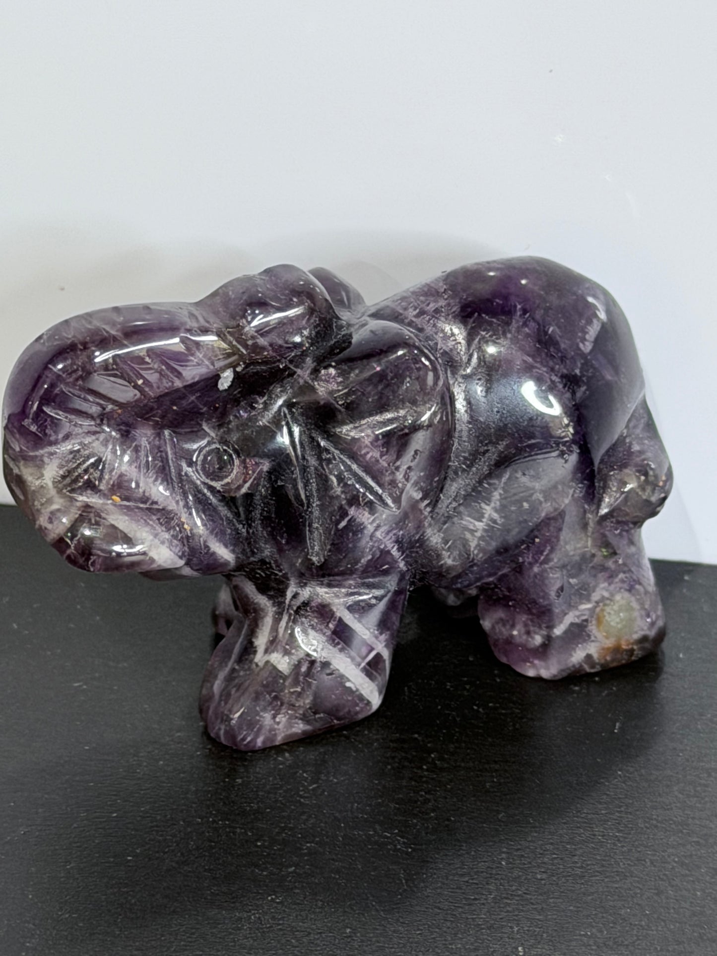 Amethyst Elephant Carving – 5cm