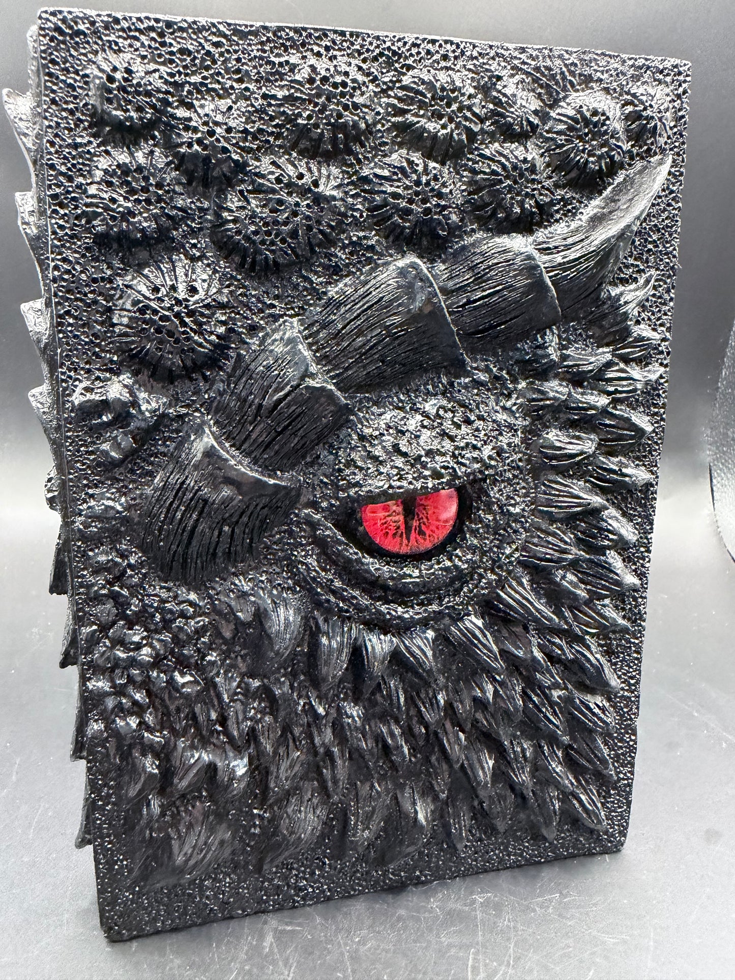 Tanokay 3D Dragon Eye Sculpture Journal