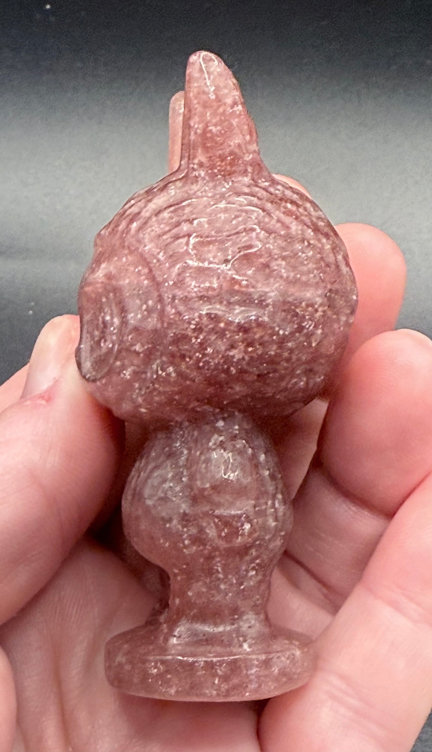 Strawberry Quartz Labubu Carving 7.7cm