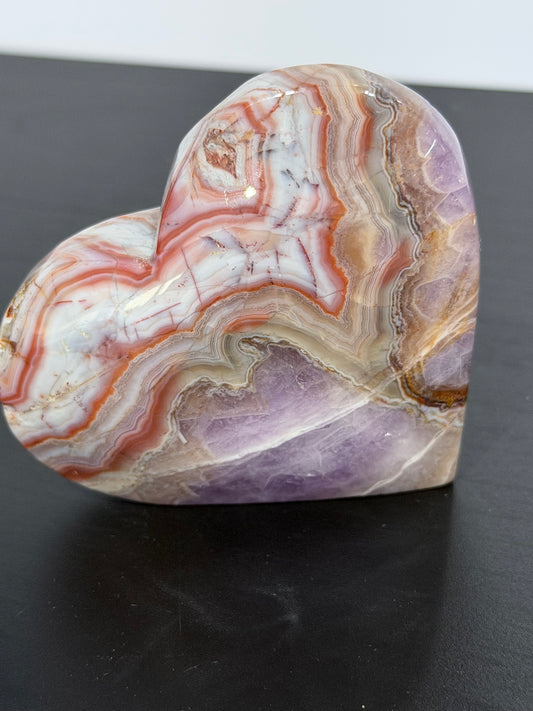 Amethyst & Agate Banded Heart – Free-Standing | 7.4 × 6.8 cm | 150 g B
