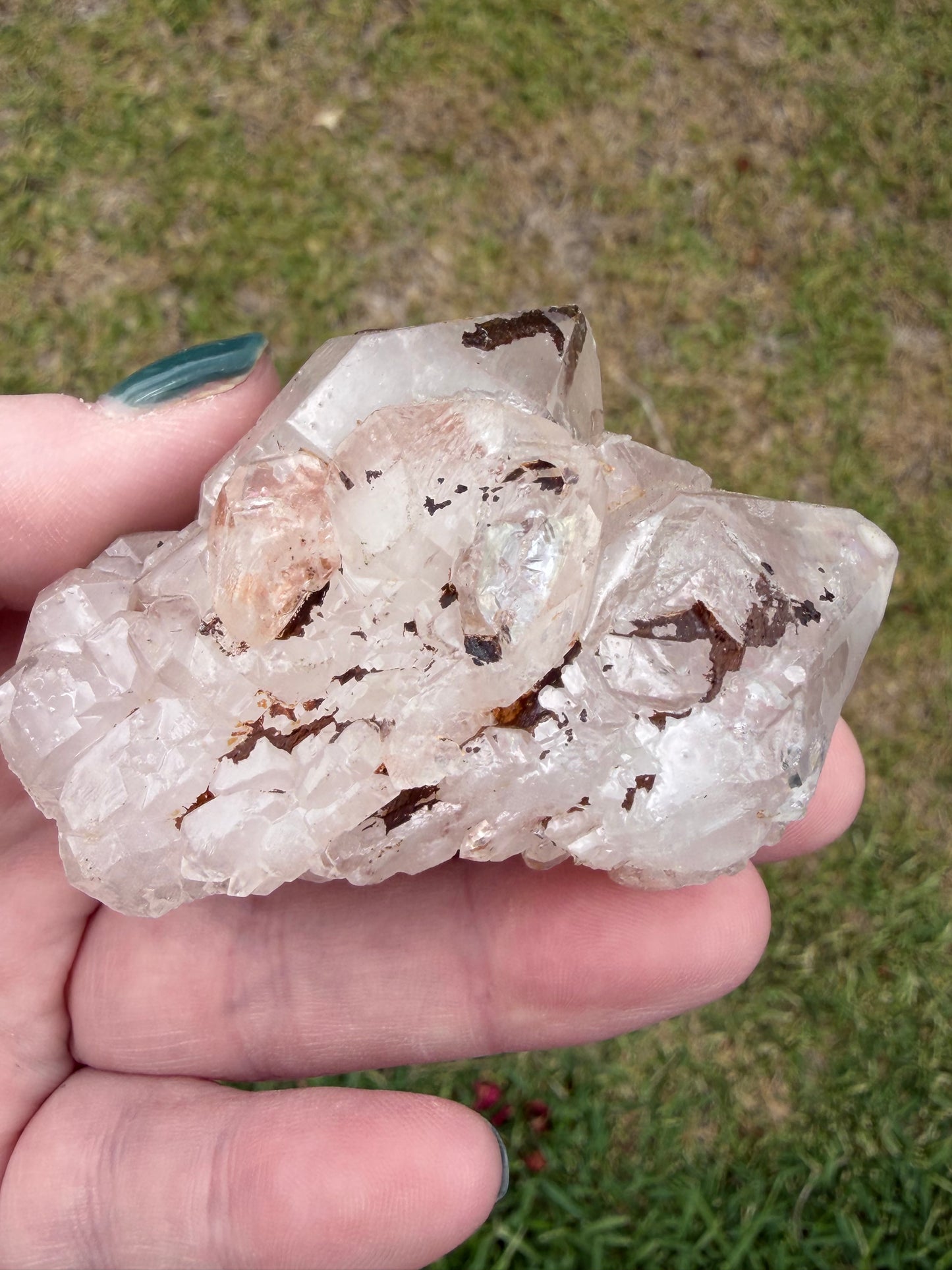 Hematoid Clear Quartz Cluster (Iron-Stained Quartz) – 136g | 6.8 × 4.4cm