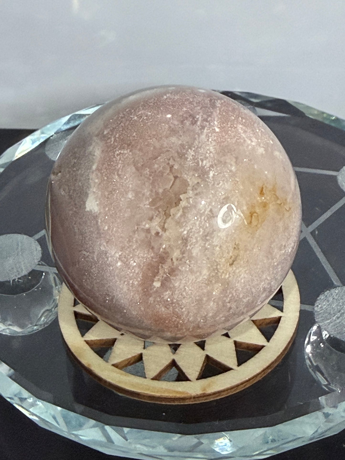 Flower Agate Sphere with Druzy Pocket – 5 cm | 161 g