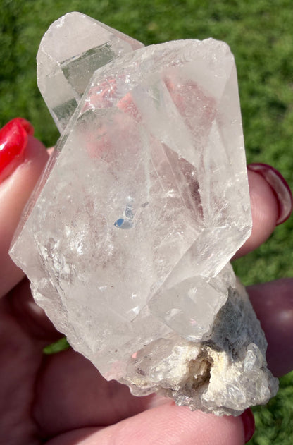 Clear Quartz Twin Cluster – 60g