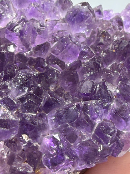 Amethyst Druzy Heart Cluster With Stand – 5cm (B)