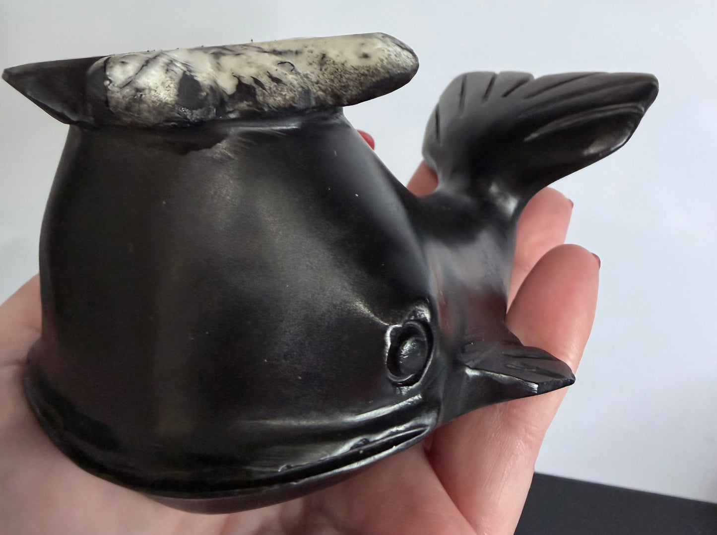 Chrysanthemum Stone Whale Crystal Carving – 12cm | 656g