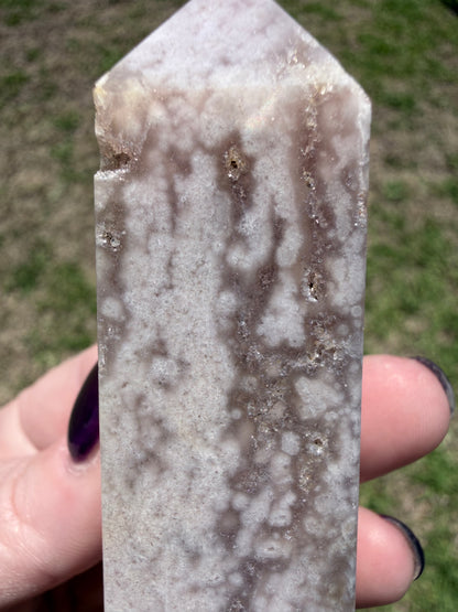 Flower Agate Tower  9.2 × 3 cm | 127 g