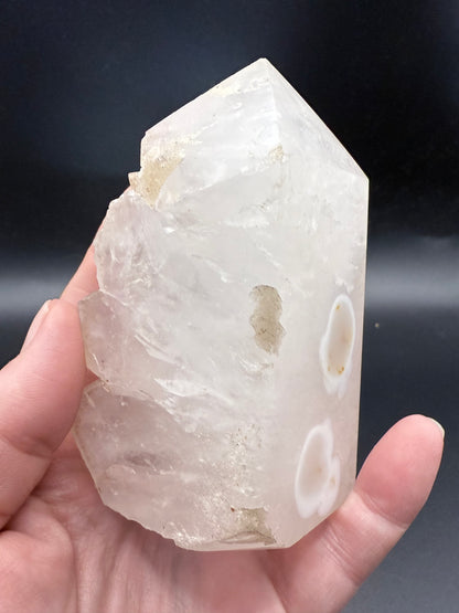 Agate Tower - Crystal wonderland By Lisa