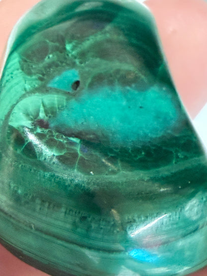 Malachite Tumble Stone - Concentric “eye” patterns A -