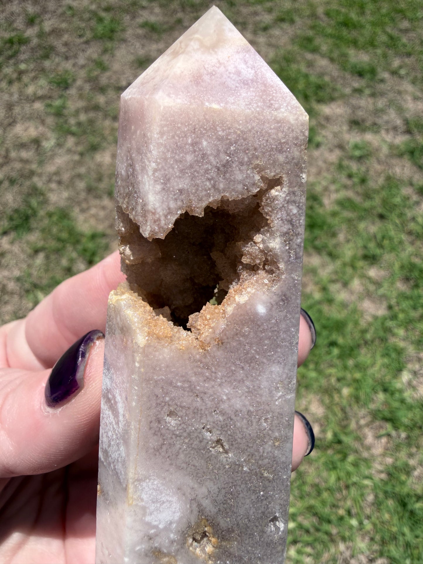 Flower Agate Druzy Tower 10.5 × 3.6 cm | 160 g