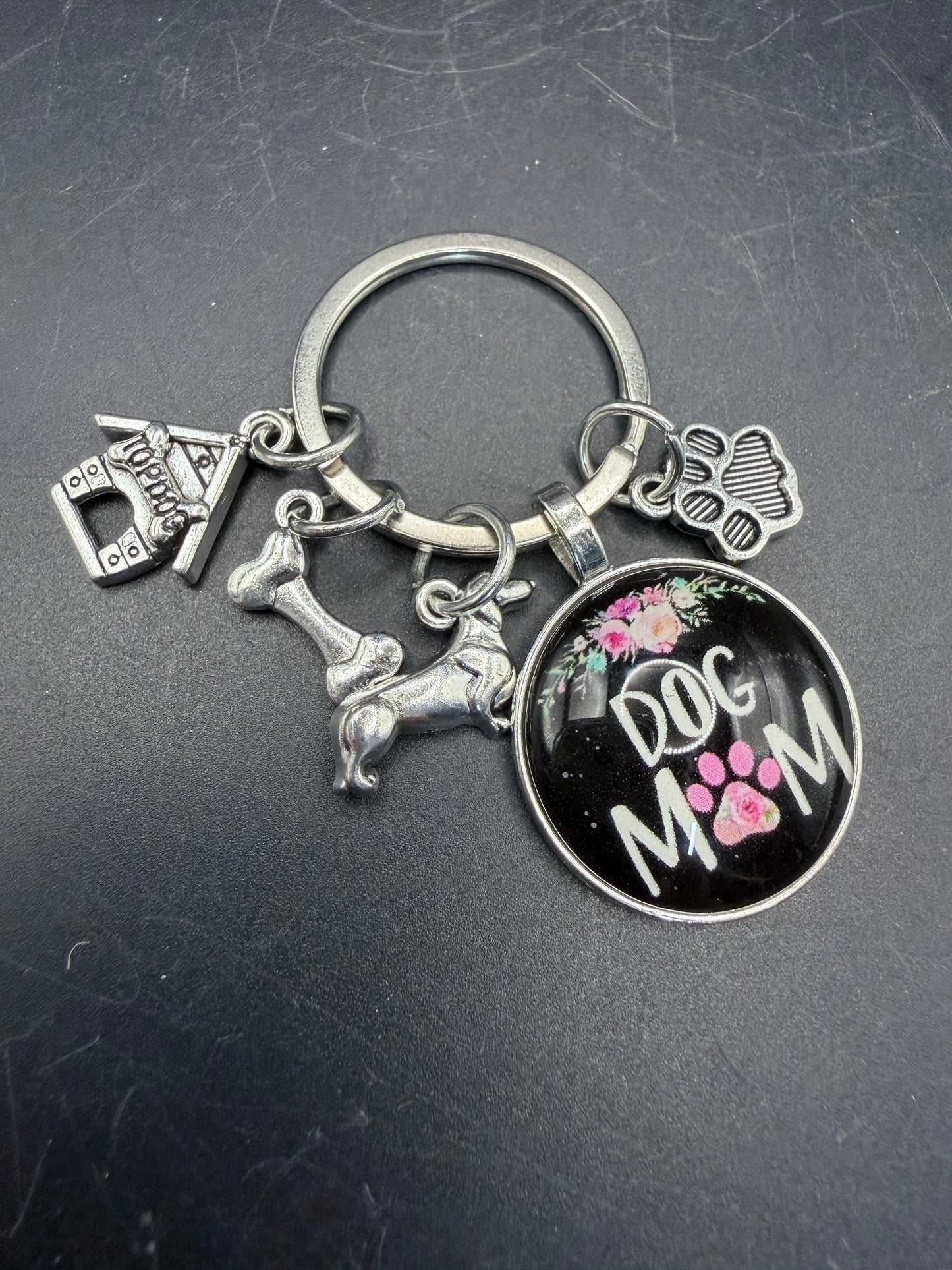 Dog Mum Charm Keychain – Cute Multi-Charm Design
