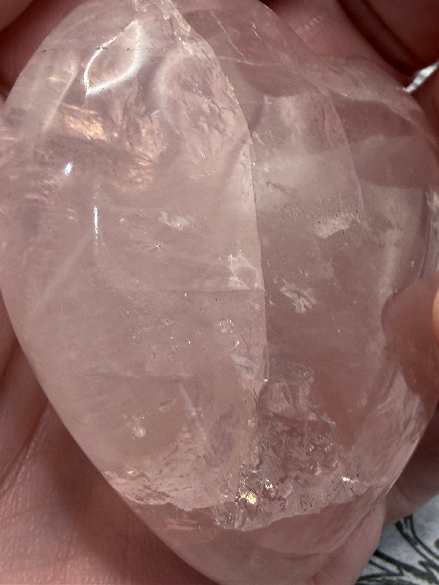 Super Gemmy Rose Quartz Heart – Love & Self Love (115g | 6.3 × 6cm)