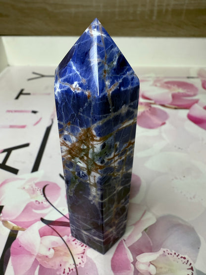High Quality Sodalite Tower