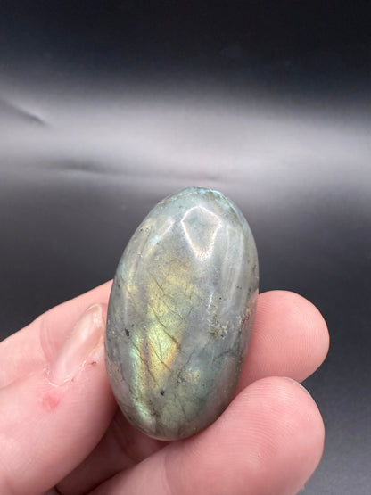 Labradorite Palm Stones 31g -108g