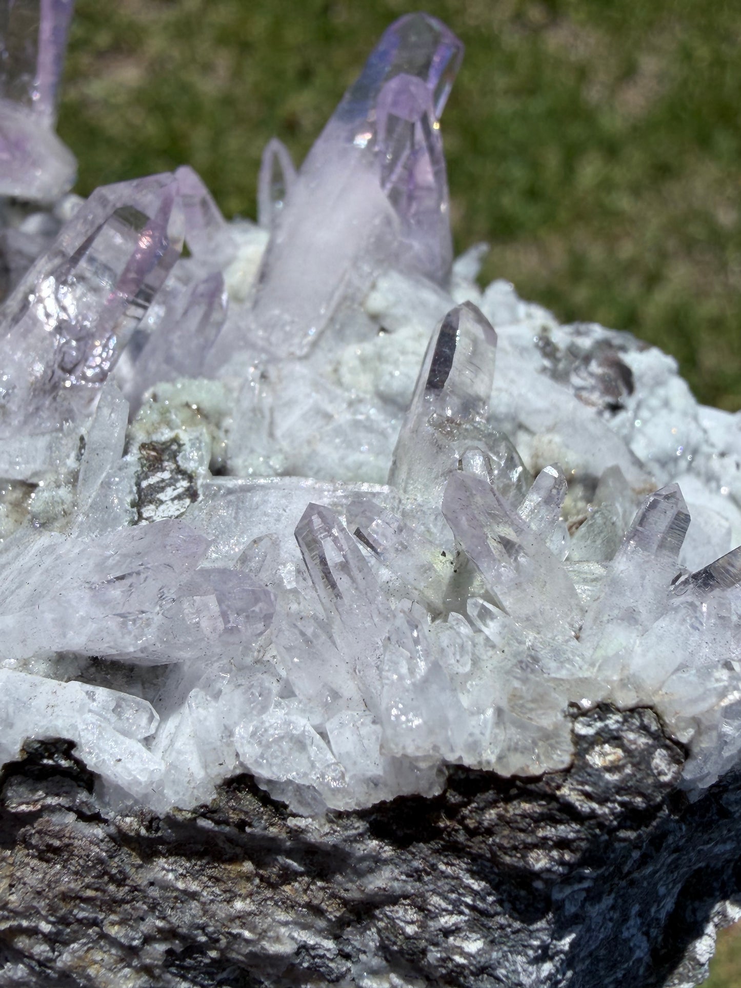 VERA CRUZ AMETHYST CLUSTER ON MATRIX — COLLECTOR PIECE 260g