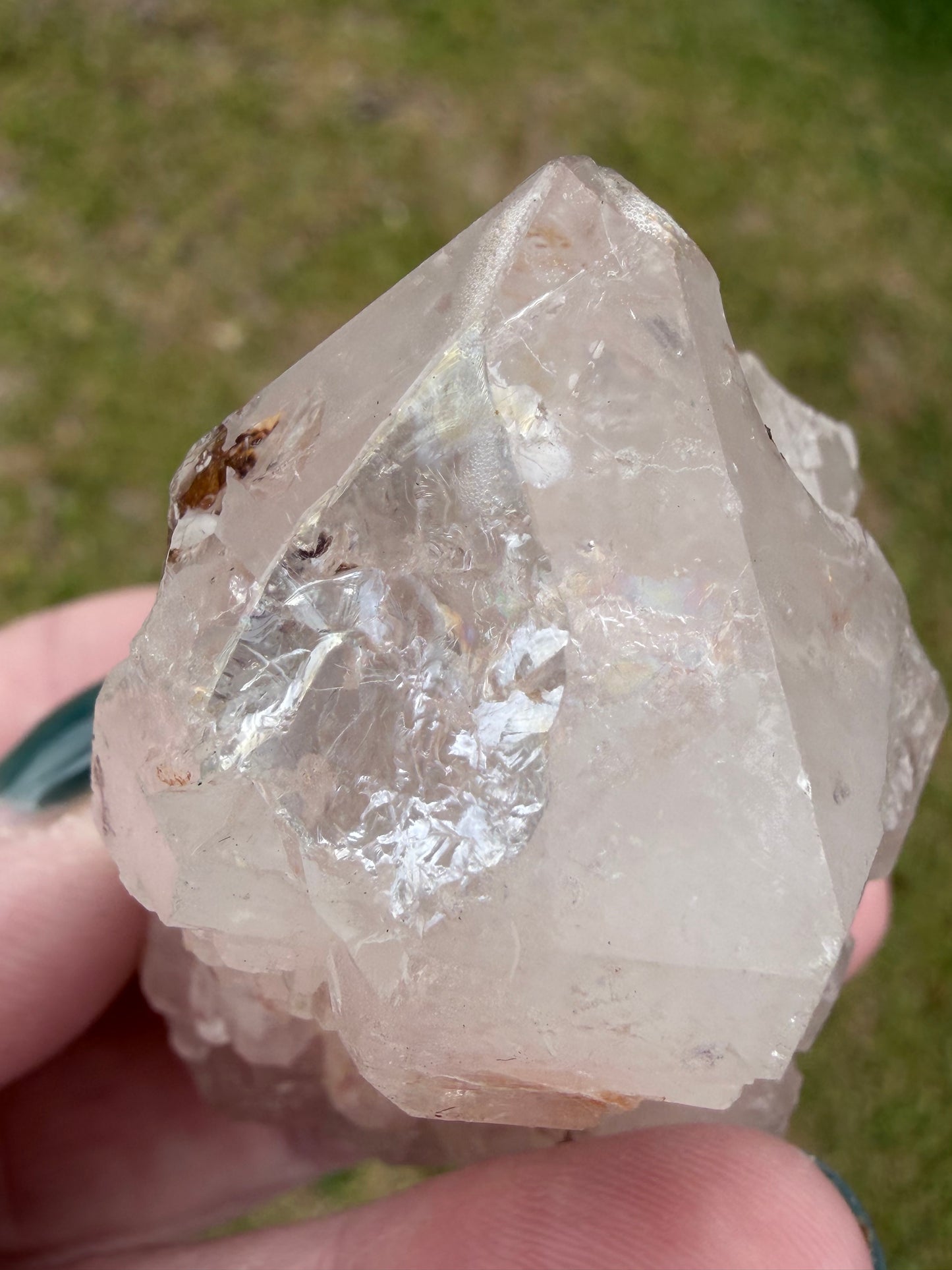 Hematoid Clear Quartz Cluster (Iron-Stained Quartz) – 136g | 6.8 × 4.4cm