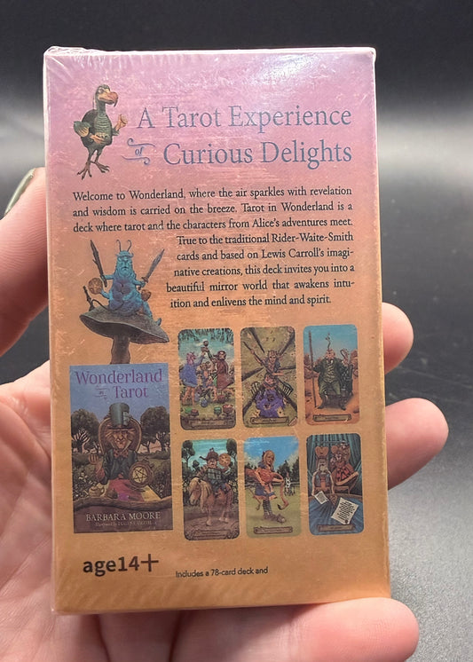 Tarot in Wonderland