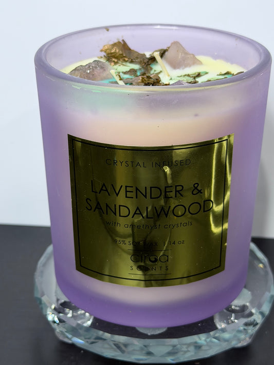 Crystal Infused Lavender & Sandalwood Soy Candle with Amethyst | 397g
