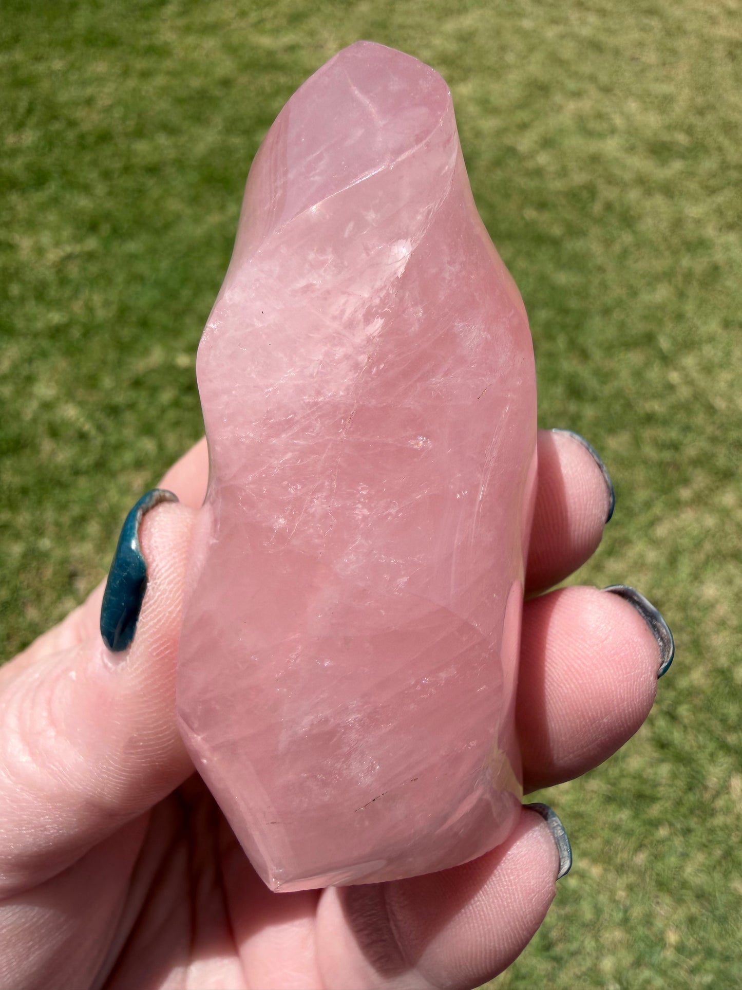 Bright Pink Rose Quartz Flame – 100g