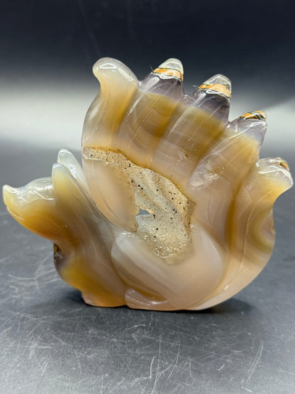 Nine-Tailed Fox Druzy Agate Carving