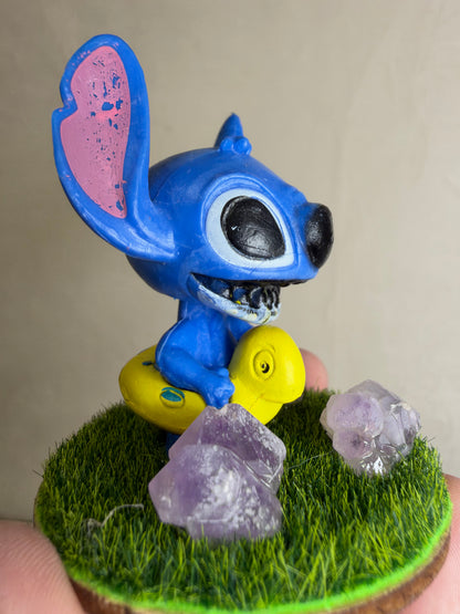 Stitch with Duck Float Amethyst Mini Crystal Garden – 6cm