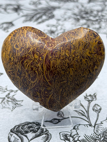 Calligraphy Stone Heart (Calligraphy Jasper / Mariyam Jasper) – 113g | 6 x 5.4cm