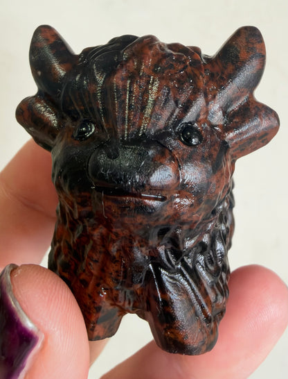 Highland Cow Mahogany Obsidian Carving – 5–6 cm