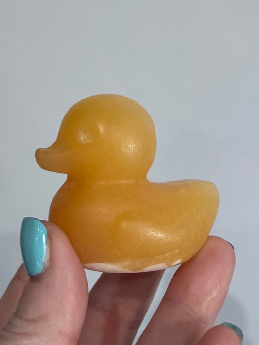 Orange Calcite Duck Carving – 140g 5.5cm