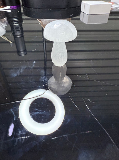 Selenite Mushroom