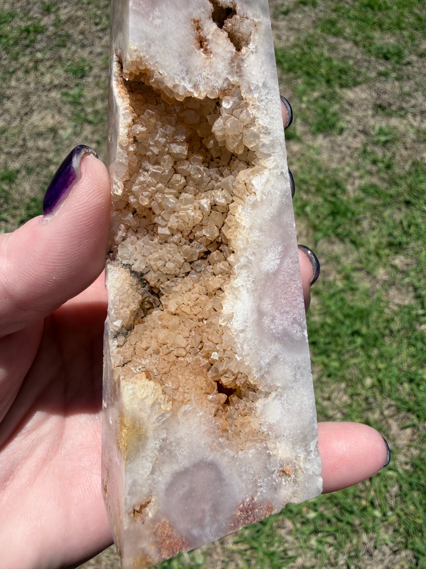 Flower Agate Druzy Tower 12 × 5 cm | 142 g
