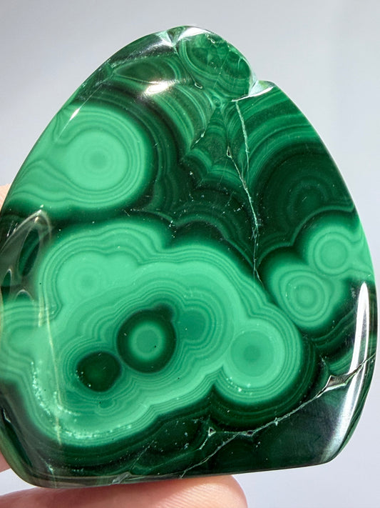 Congo Malachite Freeform With Stand – 5.8cm (C)