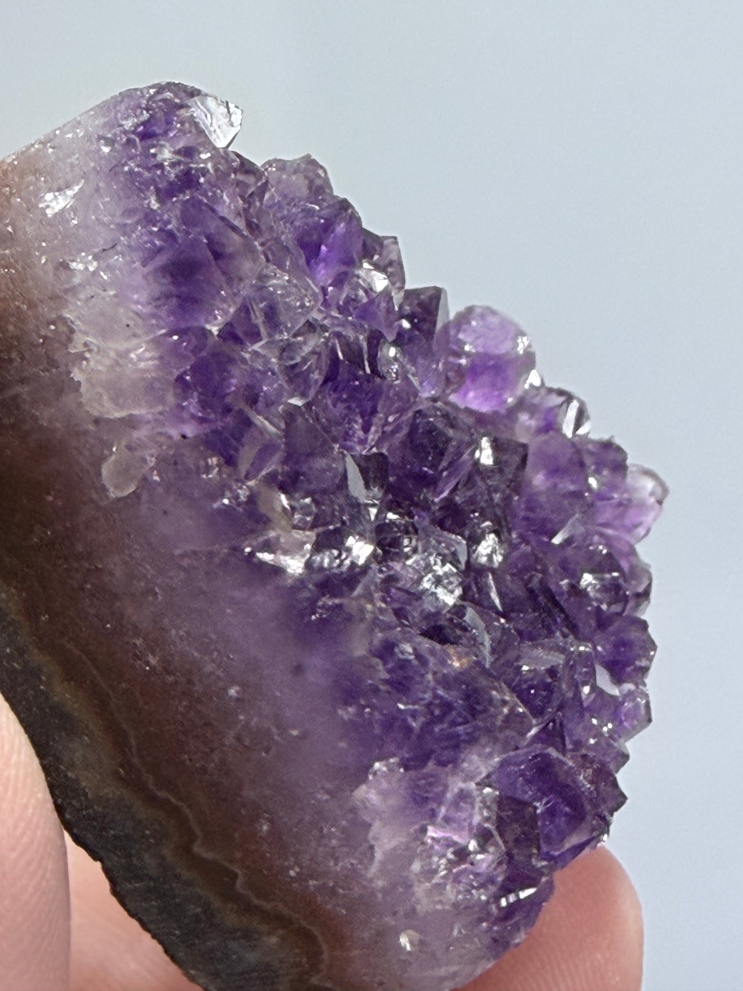 Amethyst Druzy Heart Cluster With Stand – 5cm (B)