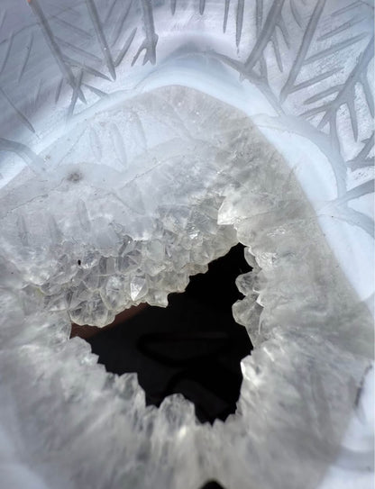 Druzy Agate Bird Wings On stand