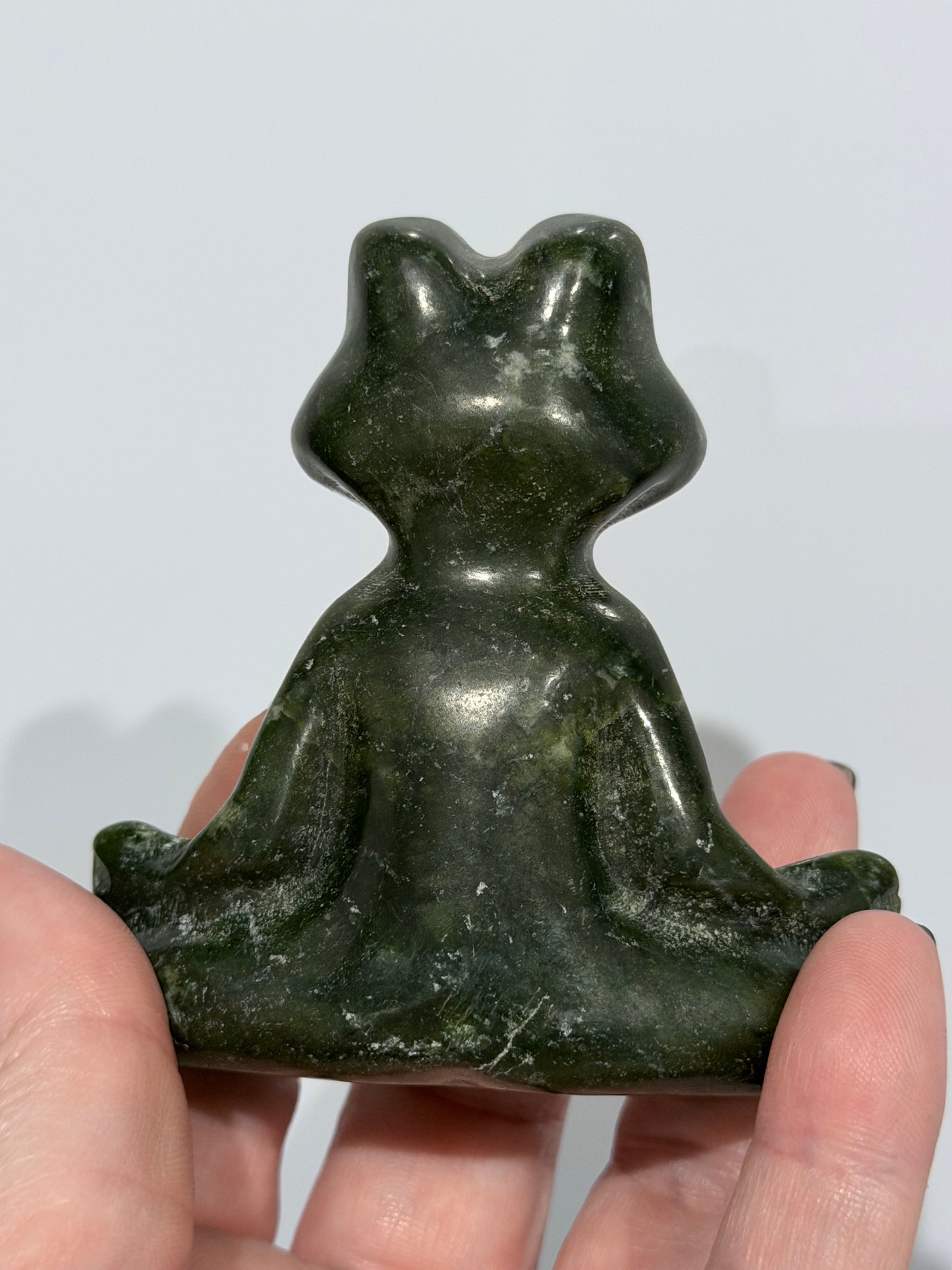 Serpentine Yoga Frog Carving 7.8cm