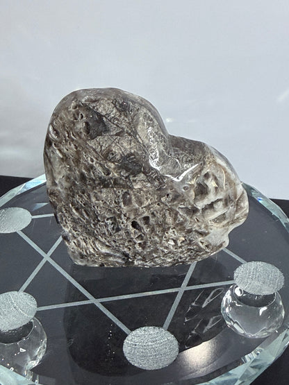 Sphalerite Free-Standing Heart – 100g A - 6.6cm