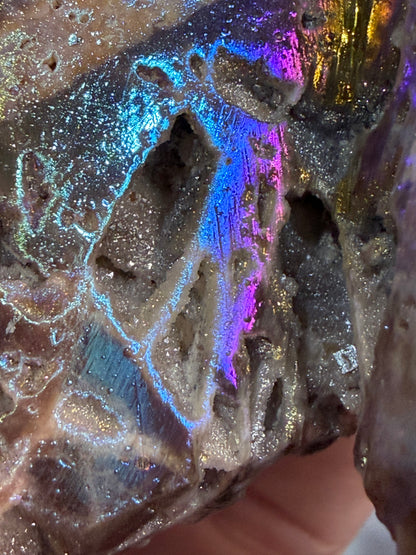 🌈 Aura Sphalerite Druzy Butterfly Carving E