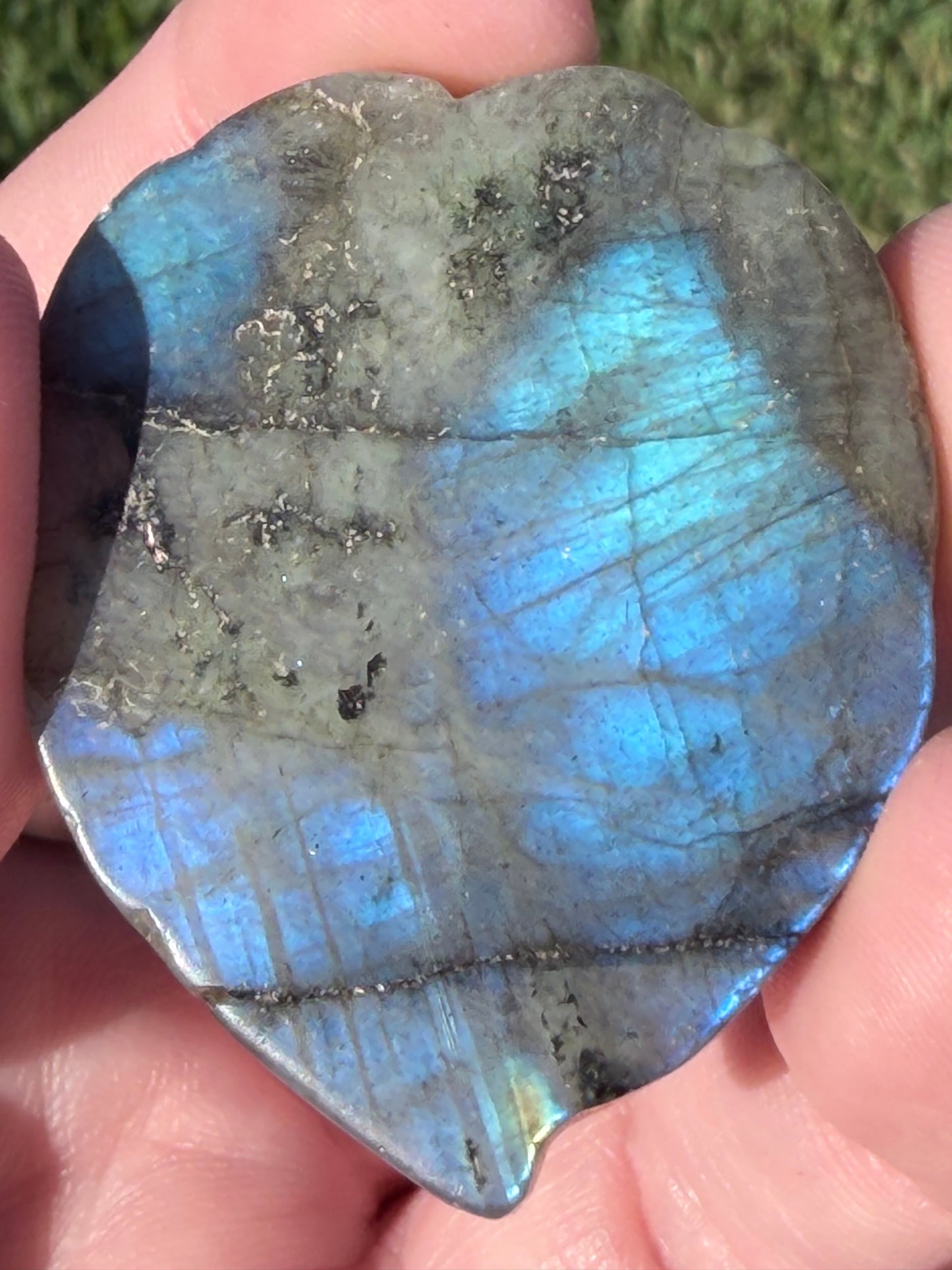 Labradorite Lion Face Carving – 5cm