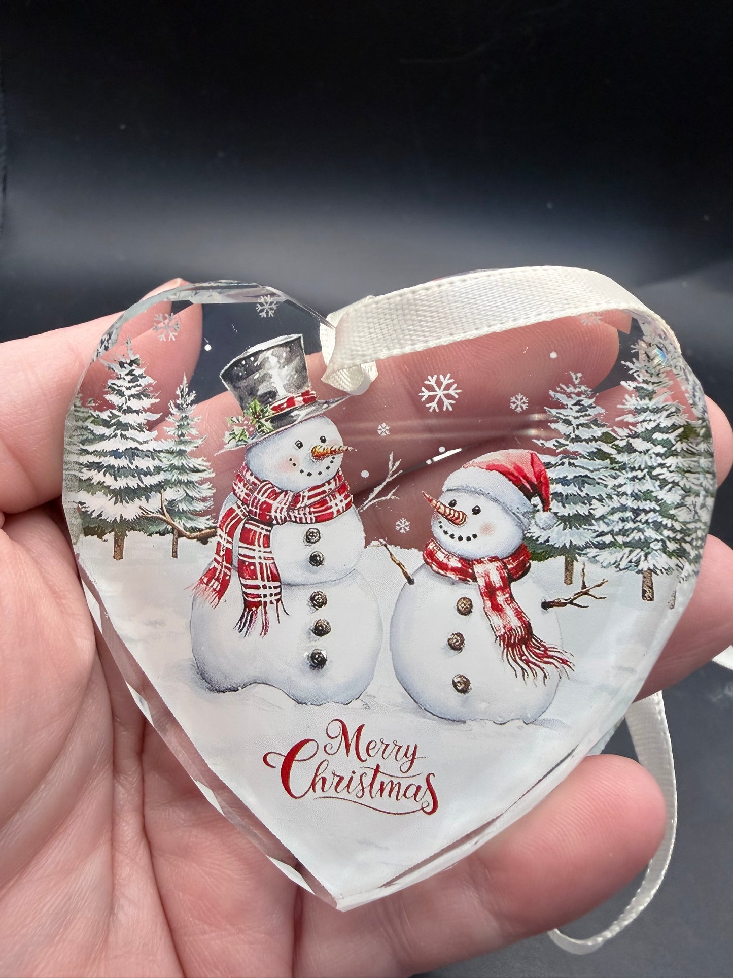 Glass Heart Ornament – Snowman Christmas Scene