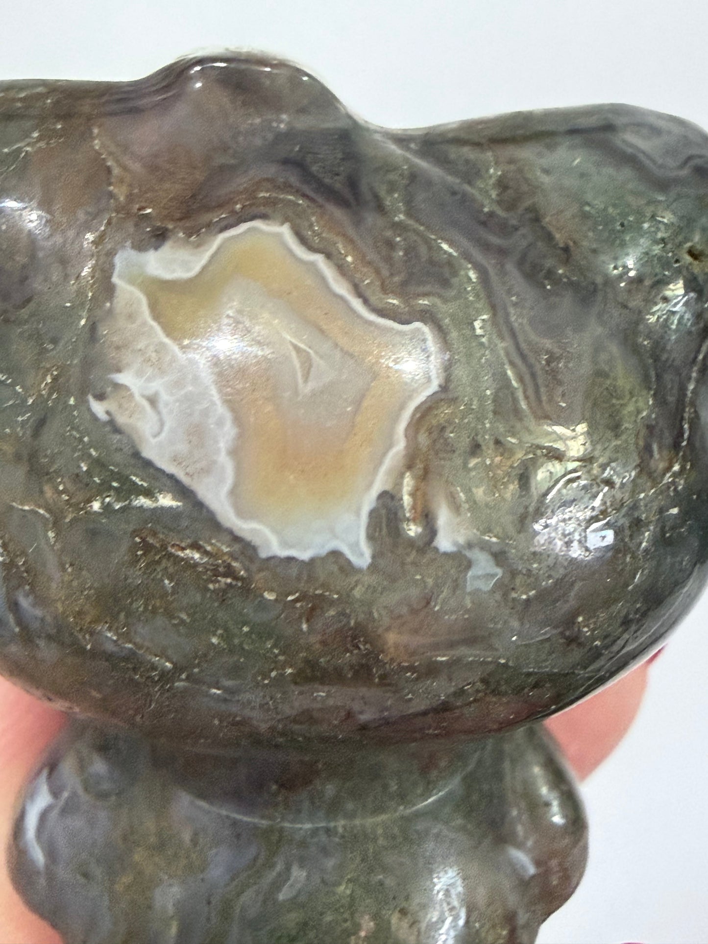 Hello Kitty Moss Agate Crystal Carving – 5cm Druzy Pocket