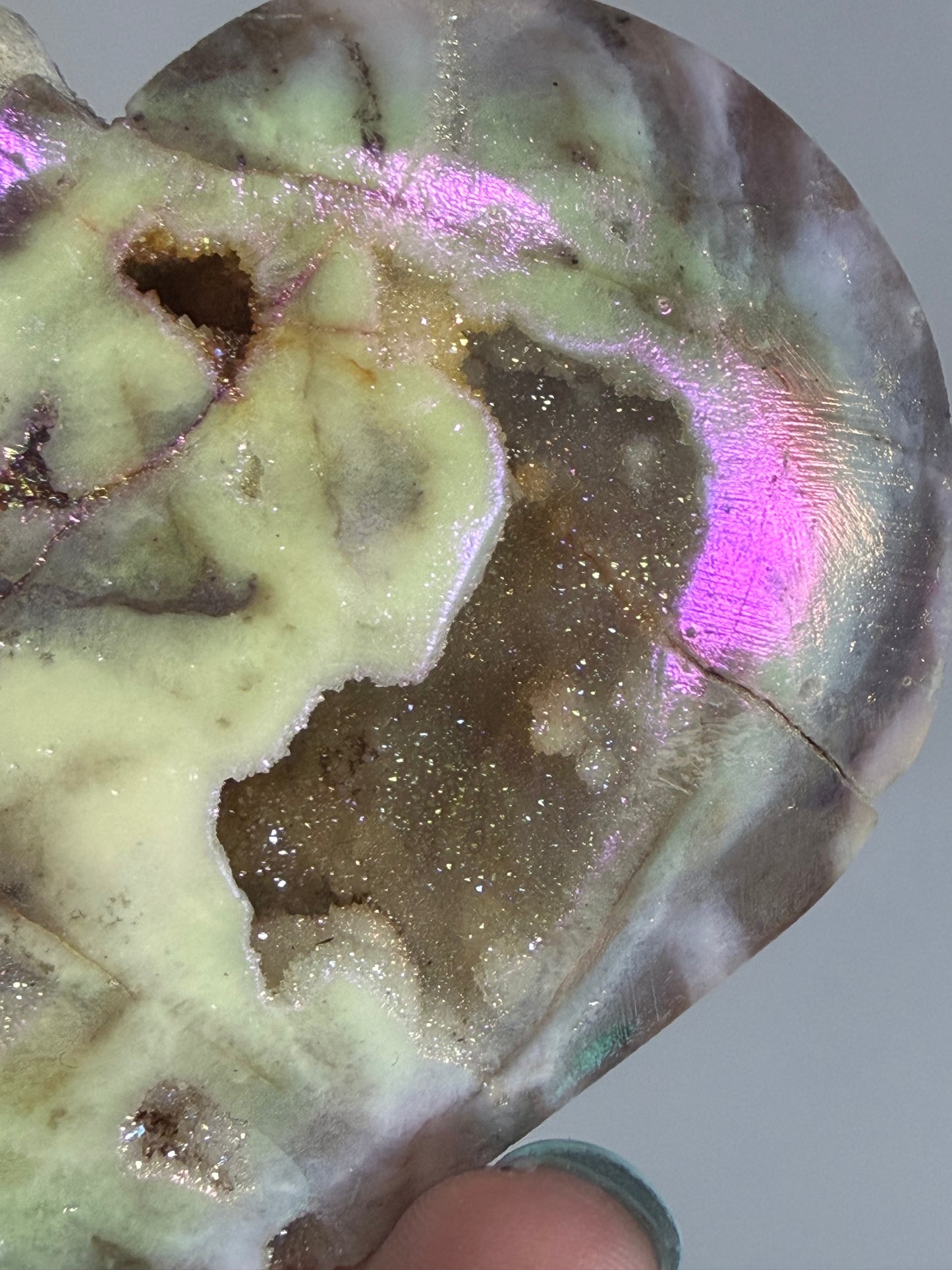 Aura-Coated Sphalerite Druzy Heart 230g | 8.8 × 8.2 cm