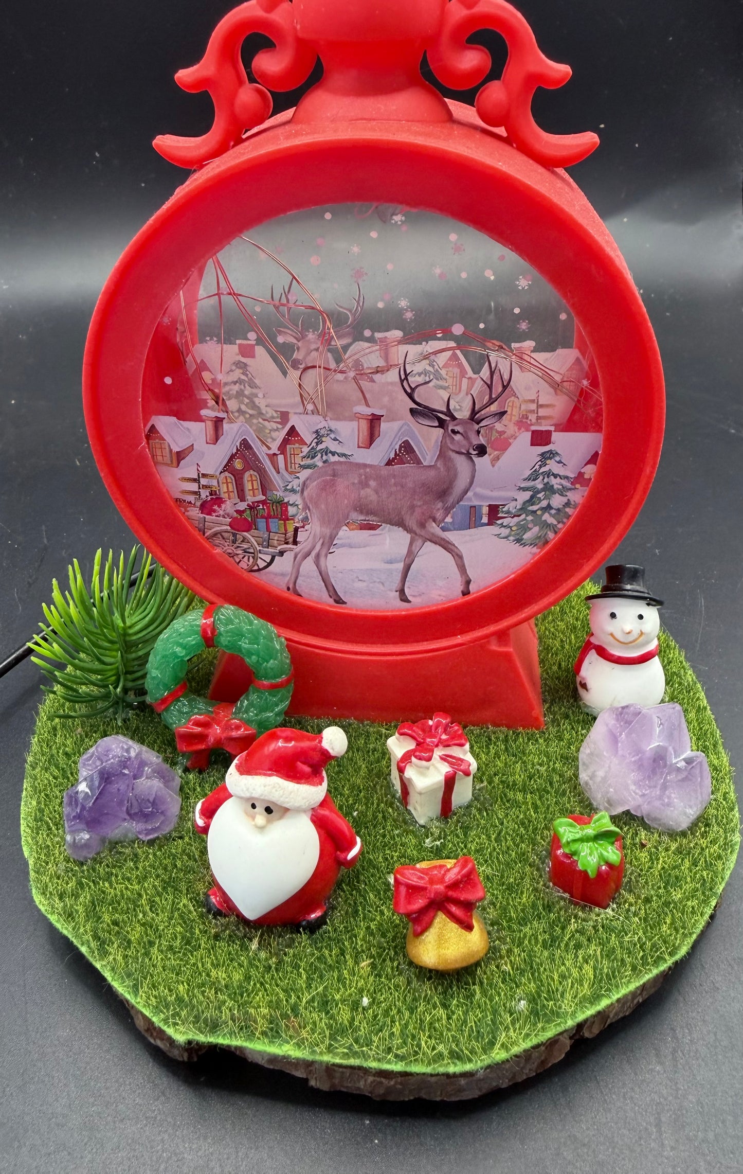 Christmas Lamp – Festive Reindeer Village Scene