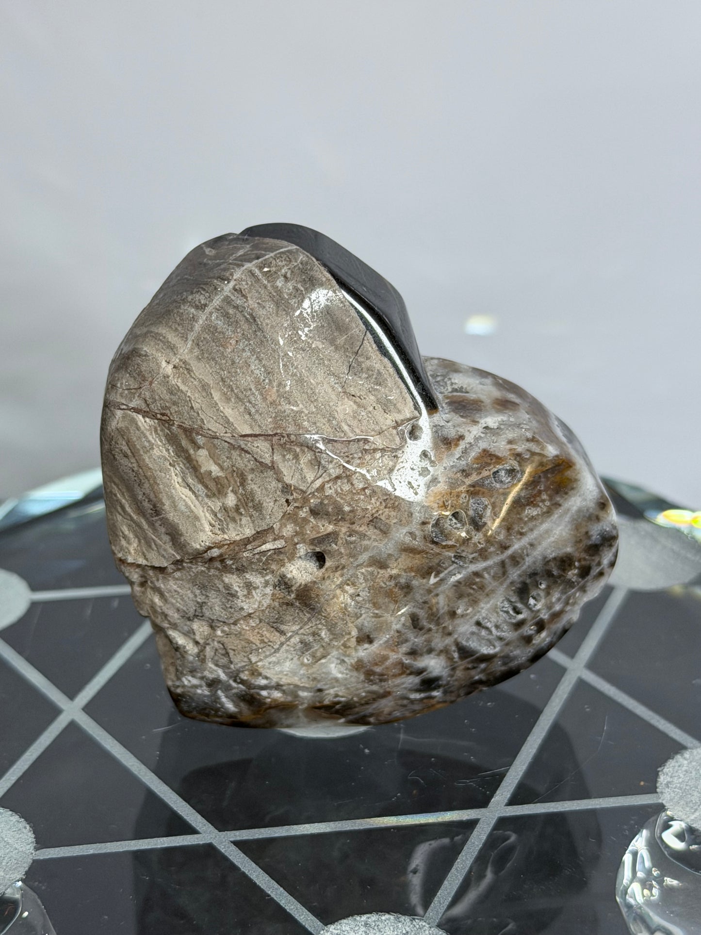 Sphalerite Free-Standing Heart D 5.3cm