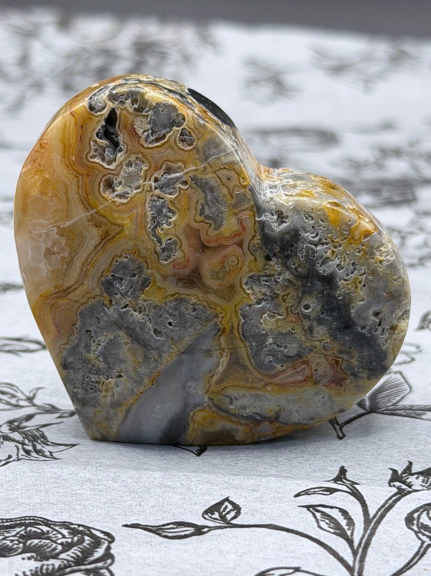 Crazy Lace Agate Heart – 90g | 5.6 x 4.6cm