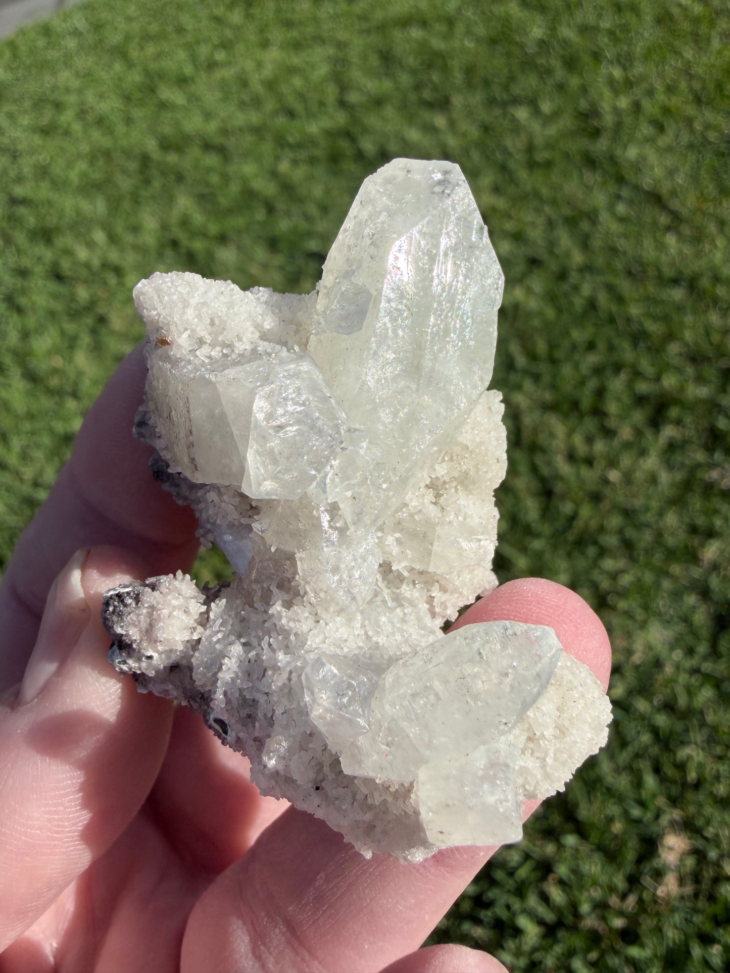 Jalgaon Apophyllite on Chalcedony with Celadonite | 33g