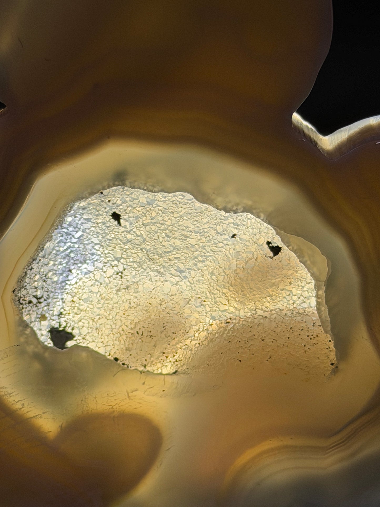 Druzy Banded Agate Cat Geode — 140g | 9.3 x 9.2cm